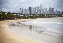 Paraíba registra dois trechos de praia impróprios para banho neste fim de semana, aponta Sudema