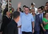 Bolsonaro recebe alta e deixa hospital três semanas após cirurgia