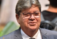 “Só um terremoto pode impedir minha candidatura ao Senado Federal”, diz João Azevêdo