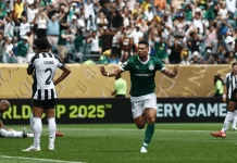 Palmeiras vence o Botafogo na prorrogação e vai às quartas da Copa do Mundo de Clubes