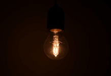 Conta de luz terá bandeira tarifária vermelha patamar 2, em agosto