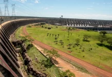 Consumo de IA no Paraguai faz Itaipu estudar construção de 2 turbinas