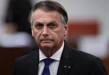 Bolsonaro é preso pela Polícia Federal em Brasília