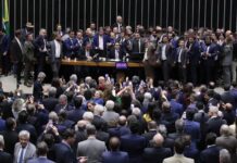 VÍDEO: “Hugo Motta vai manter a palavra?”, questiona Eliza Virgínia após acordo da pauta da Anistia na Câmara Federal