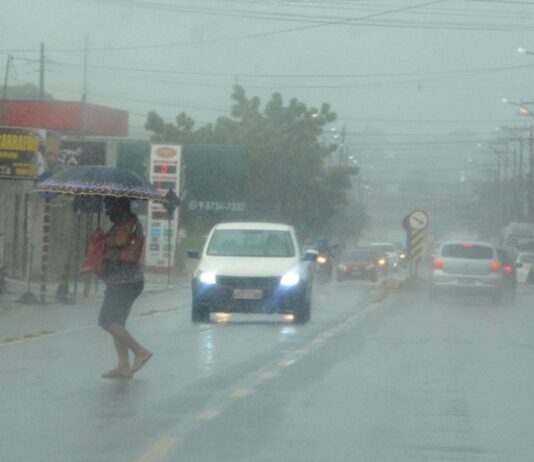 Inmet emite alerta de chuvas intensas para 94 cidades da Paraíba; veja lista