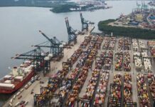 Com tarifaço, desafio de exportadores é encontrar novos mercados