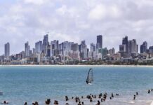 Litoral paraibano tem três trechos de praias impróprios para o banho neste fim de semana