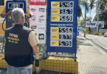 Preço da gasolina está abaixo de R$ 6,00 e produto oscila entre R$ 5,87 e R$ 5,99 para pagamento à vista