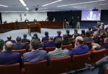 STF encerra primeiro dia do julgamento de Bolsonaro e mais sete réus