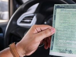 Boleto do IPVA da placa com final 6 deve ser pago até esta terça-feira (30) para garantir desconto de 10%