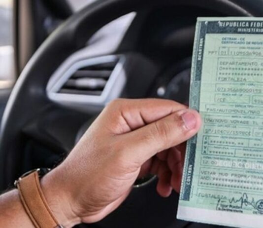 Boleto do IPVA da placa com final 6 deve ser pago até esta terça-feira (30) para garantir desconto de 10%