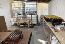 4 MIL GARRAFAS: Polícia Civil e Agevisa localizam depósito ilegal de fabricação e armazenamento de bebidas alcoólicas na Paraíba
