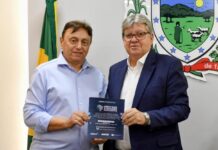Governador João Azevêdo recebe convite oficial do Prêmio Band Cidades Excelentes, etapa PB