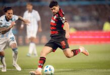 Flamengo mostra raça e garante presença na final da Libertadores