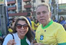 Lideranças de Direita e apoiadores de Bolsonaro fazem protesto contra prisão do ex-presidente no Busto de Tamandaré