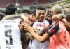 Flamengo goleia Sport e assume liderança do Campeonato Brasileiro