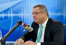 Justiça Eleitoral mantém diplomação de prefeito eleito de Cabedelo após afastamento por suposto elo com facção