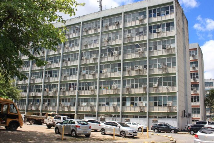 centro_administrativo_estadual_walla_santos_16