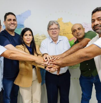 Lideranças políticas de Ingá oficializam apoio à pré-candidatura de João Azevêdo ao Senado