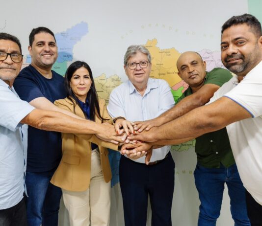 Lideranças políticas de Ingá oficializam apoio à pré-candidatura de João Azevêdo ao Senado
