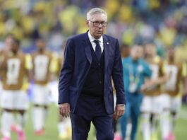 Ancelotti lamenta eliminação e já projeta novo ciclo: “Não é o fim”