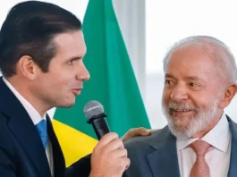 Em solenidade na Paraíba, Hugo Motta declara apoio à reeleição do presidente Lula