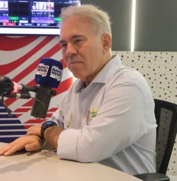 Queiroga defende castração química e critica PT por atraso de vacinas