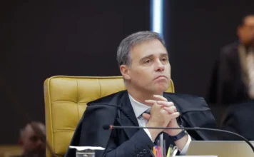 Mendonça defende que STF analise novas conversas de Vorcaro e Moraes