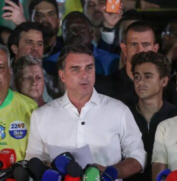 Flávio não reconhece vitória de Lula e tentará anulação do pleito