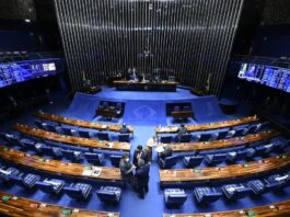 PEC do fim da escala 6×1 e PEC da Segurança Pública têm tentativa de aprovação nesta quarta